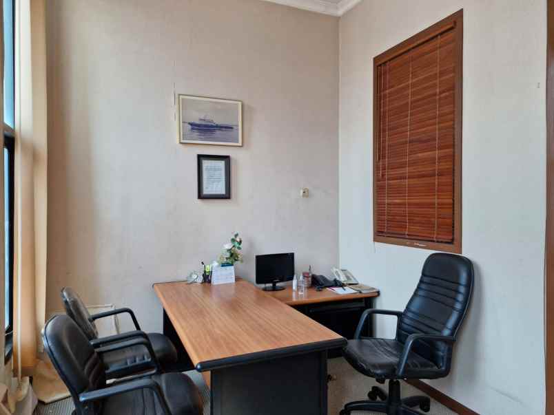 dijual ruko gudang kantor pegangsaan dua