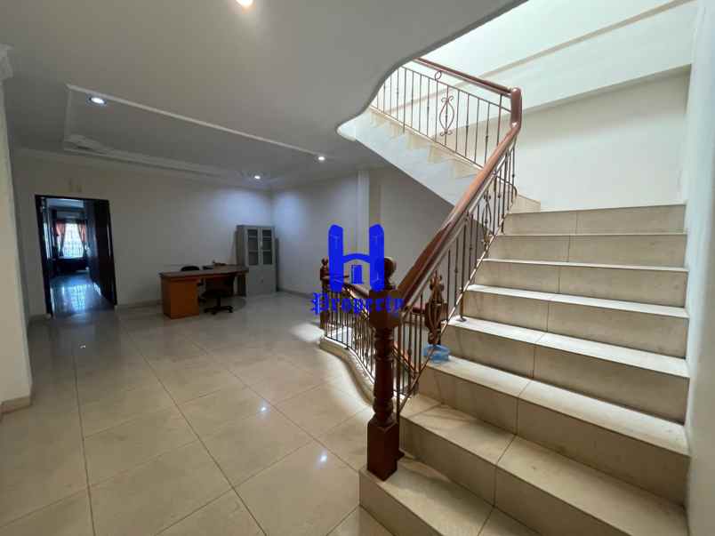 dijual ruko siap huni di jalan banda aceh medan