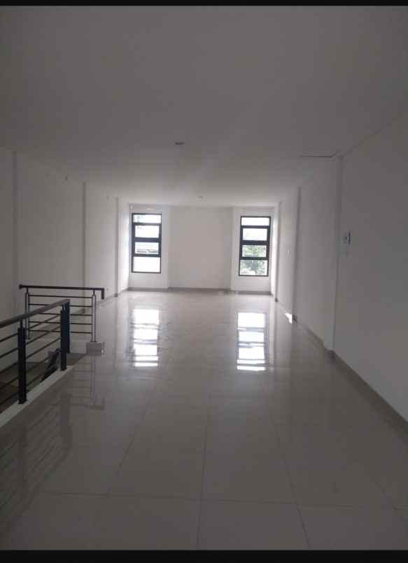 dijual ruko siap pakai 3 lantai di batununggal bandung