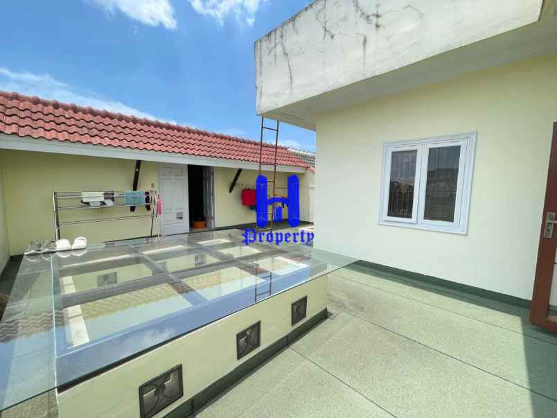 dijual rumah 2 5 tingkat di komplek cemara hijau medan