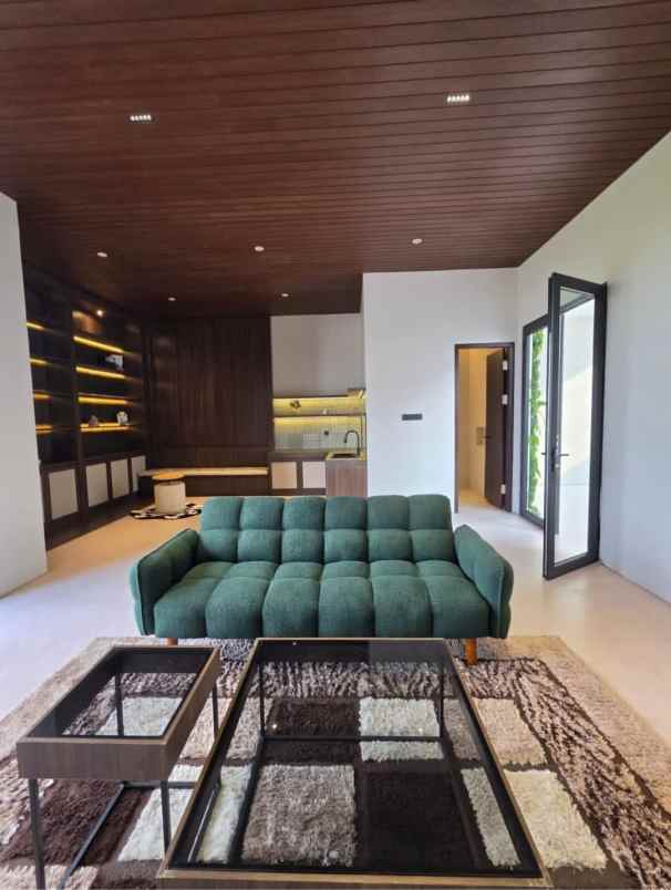 dijual rumah alam sutera feronia