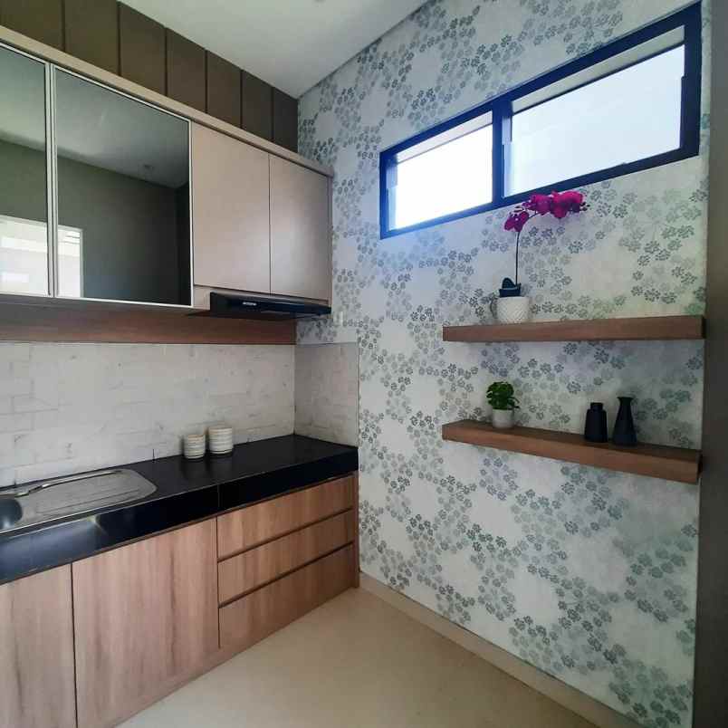 dijual rumah amartha safira