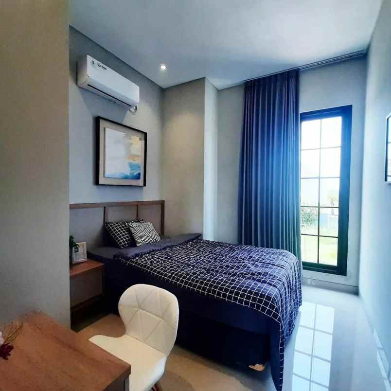 dijual rumah amartha safira