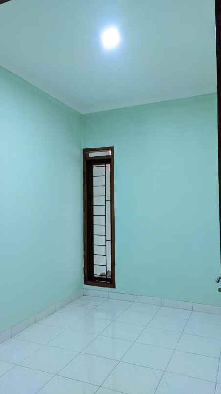 dijual rumah arcamanik