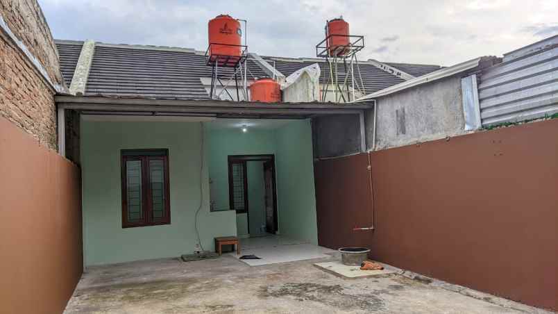 dijual rumah arcamanik