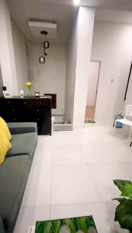 dijual rumah arcamanik endah