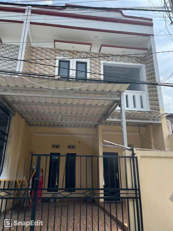 dijual rumah bagus siaphuni di harapan indah 1 bekasi