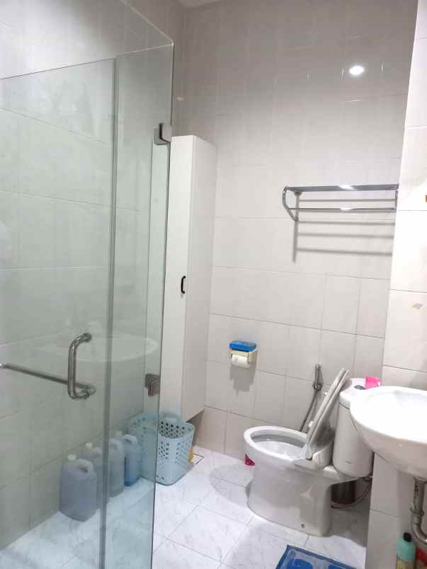 dijual rumah bangun cipta sarana bcs