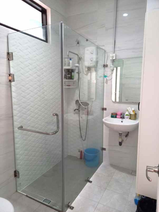 dijual rumah bangun cipta sarana bcs