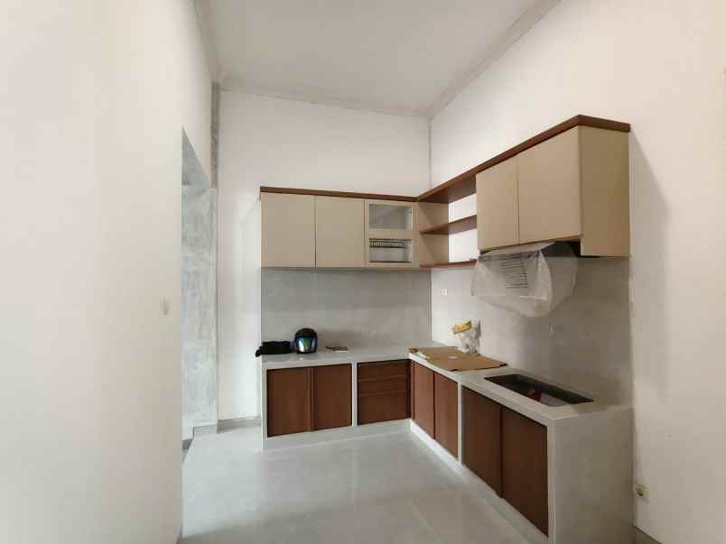 dijual rumah baru di sumber solo