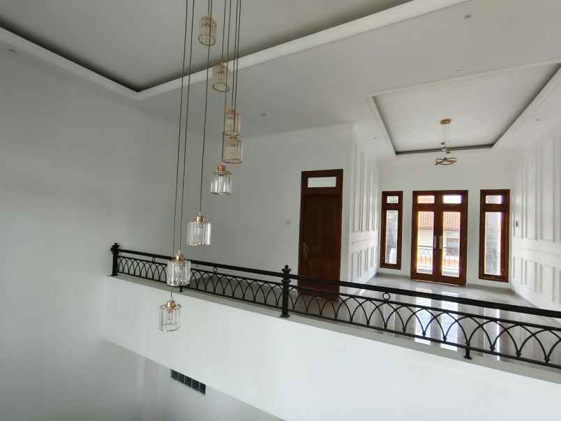 dijual rumah baru di sumber solo