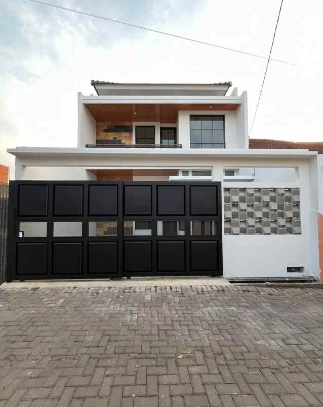 dijual rumah baru modern minimalis lokasi asrikaton
