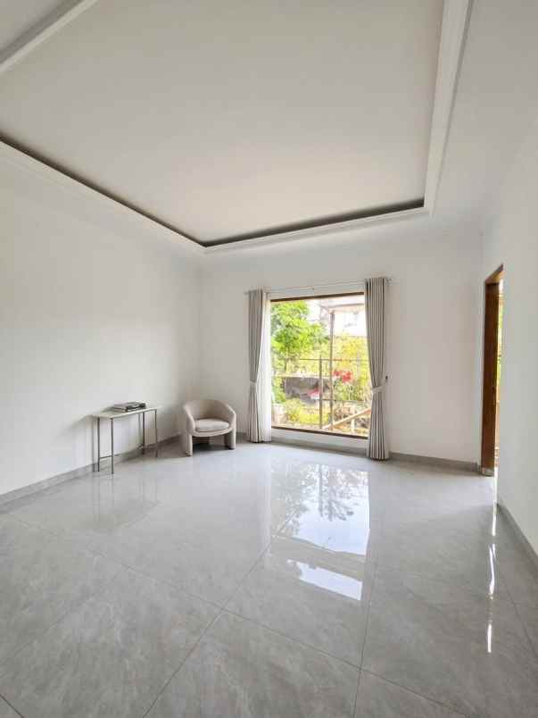 dijual rumah baru on progres design american classic