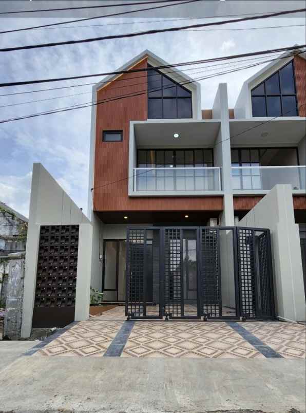 dijual rumah baruk barat