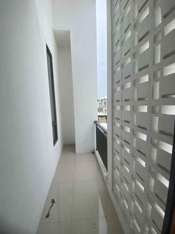 dijual rumah bedahan sawangan depok
