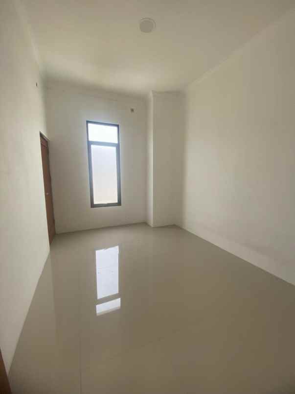 dijual rumah bedahan sawangan depok