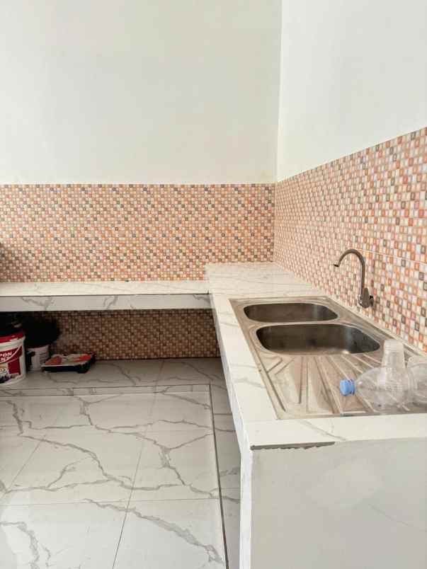 dijual rumah bedahan sawangan depok