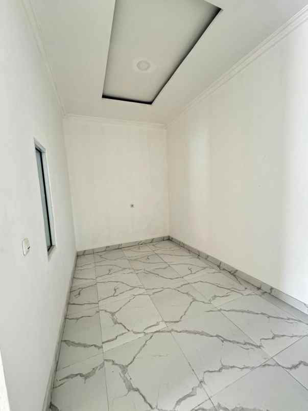 dijual rumah bedahan sawangan depok