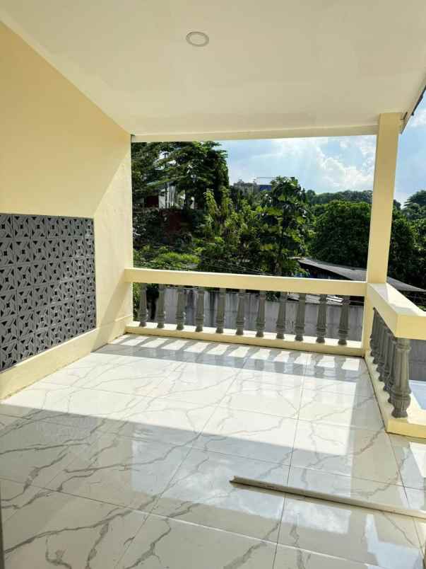 dijual rumah bedahan sawangan depok