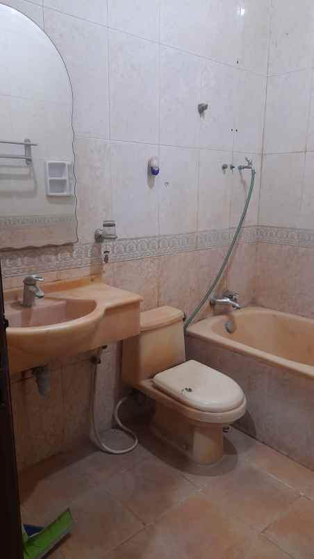 dijual rumah bendul merisi