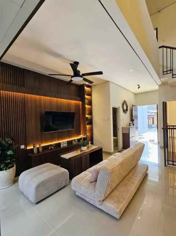 dijual rumah besi jangkang