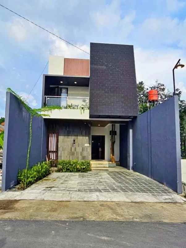 dijual rumah besi jangkang