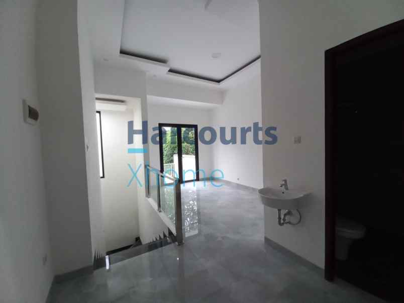 dijual rumah bintaro sektor 9