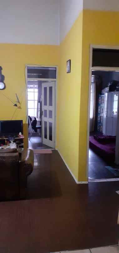 dijual rumah blok 3 jl mawar no 47 jl