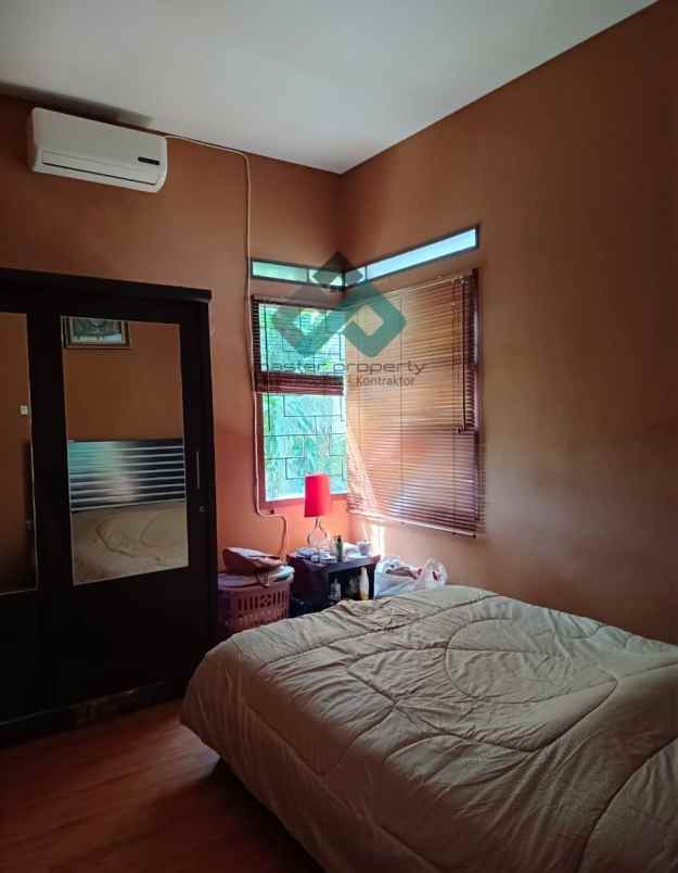 dijual rumah buahbatu