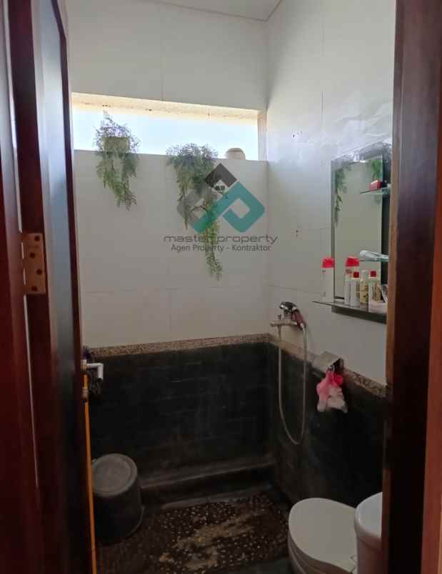 dijual rumah buahbatu