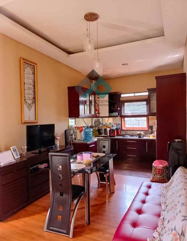 dijual rumah buahbatu