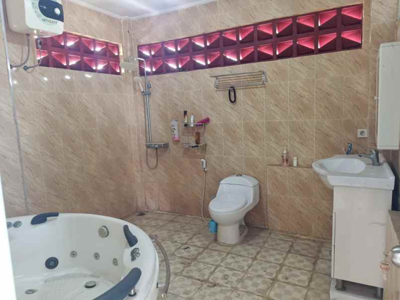 dijual rumah buaran jati sukadiri