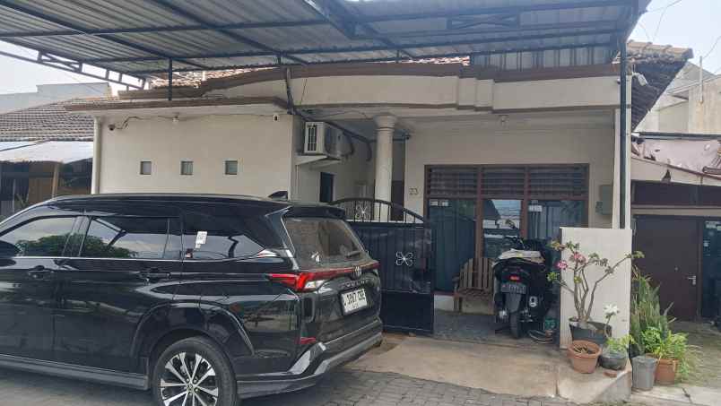 dijual rumah bugangan