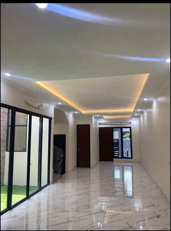 dijual rumah cakung
