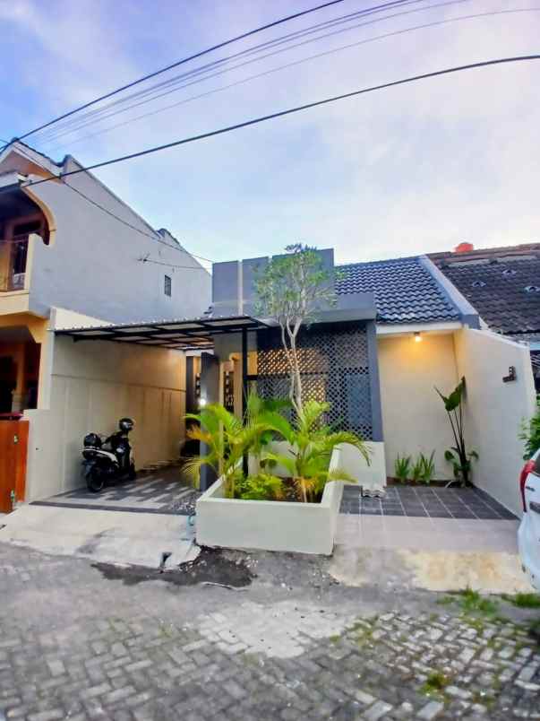 dijual rumah candi gebang