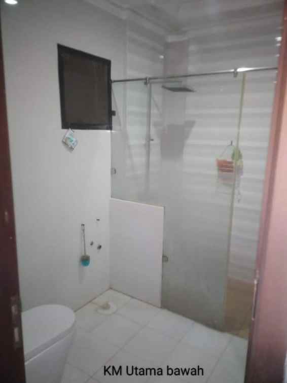 dijual rumah cantik di lebak bulus