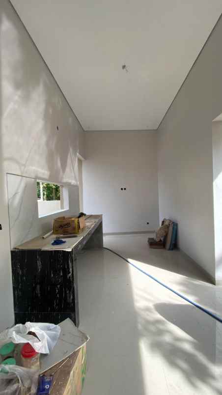 dijual rumah caturharjo sleman