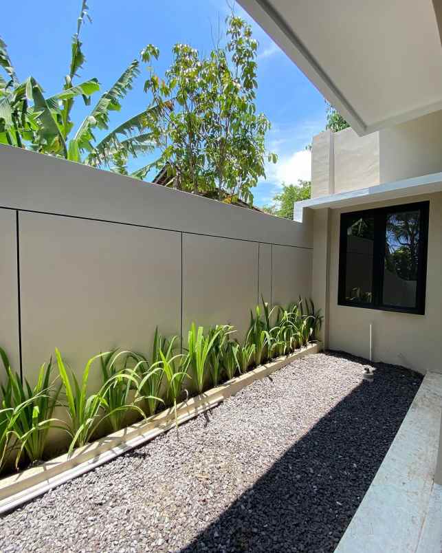 dijual rumah caturharjo sleman