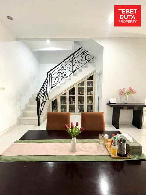 dijual rumah cempaka putih