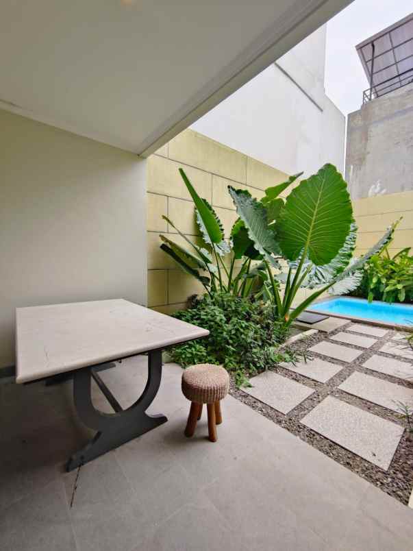 dijual rumah cempaka putih jakpus