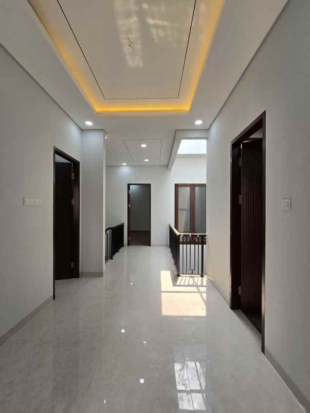 dijual rumah cempaka putih tengah