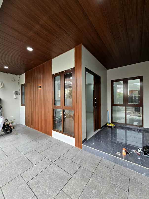 dijual rumah cempaka putih tengah