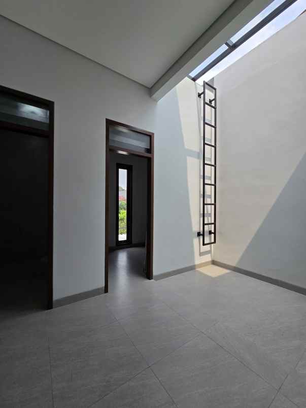 dijual rumah cempaka putih tengah