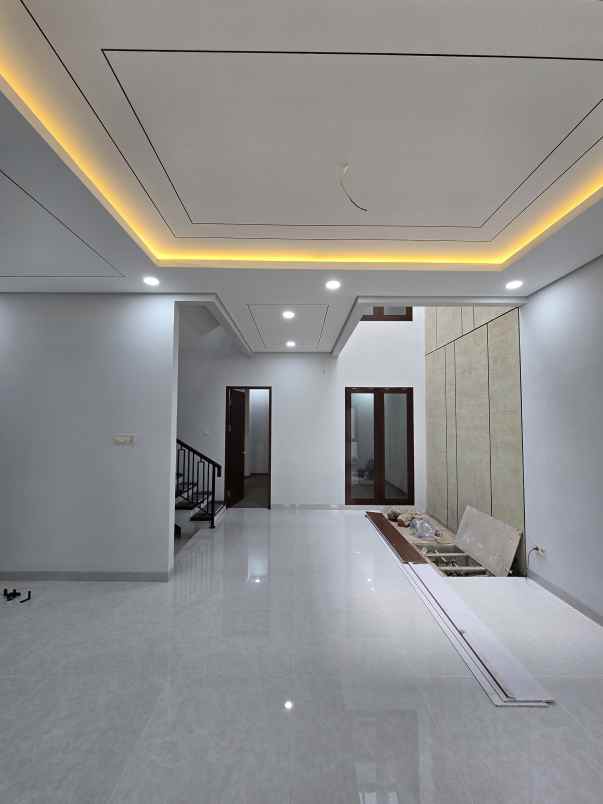 dijual rumah cempaka putih tengah