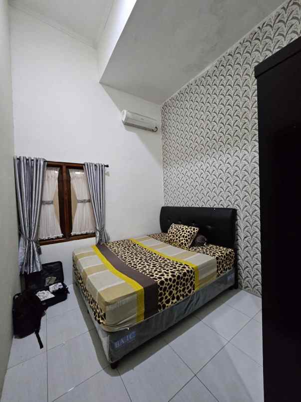 dijual rumah ciganitri