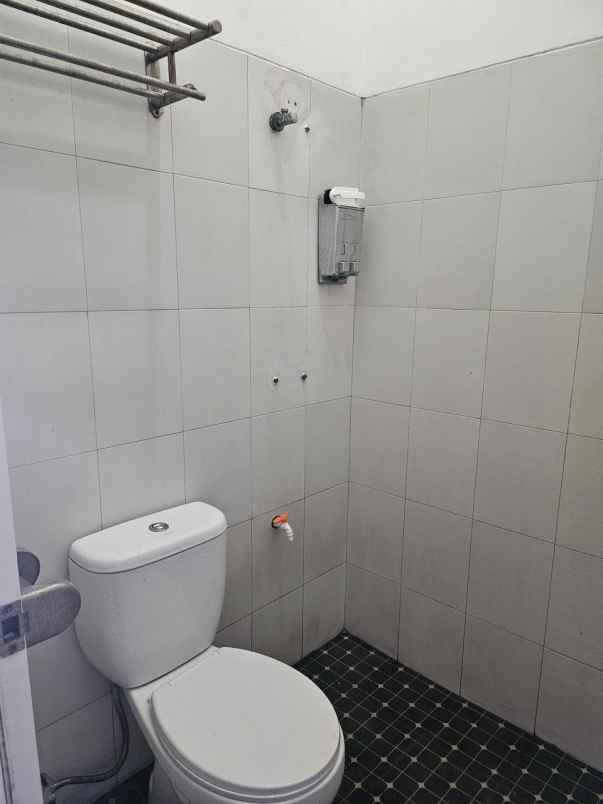 dijual rumah ciganitri