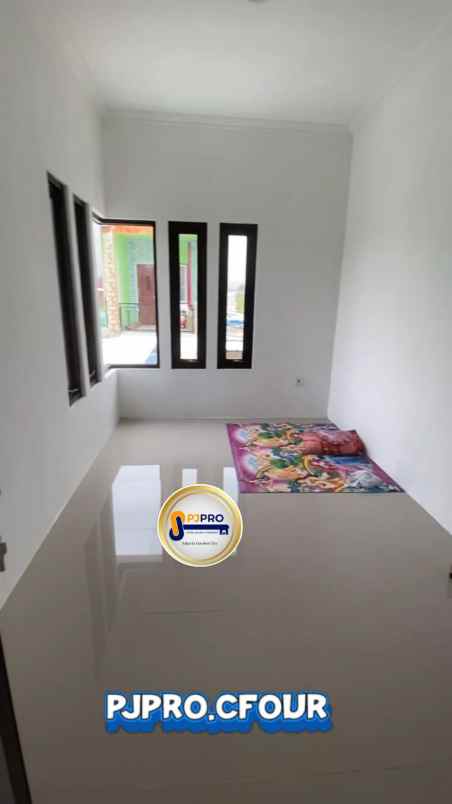 dijual rumah cikambuy