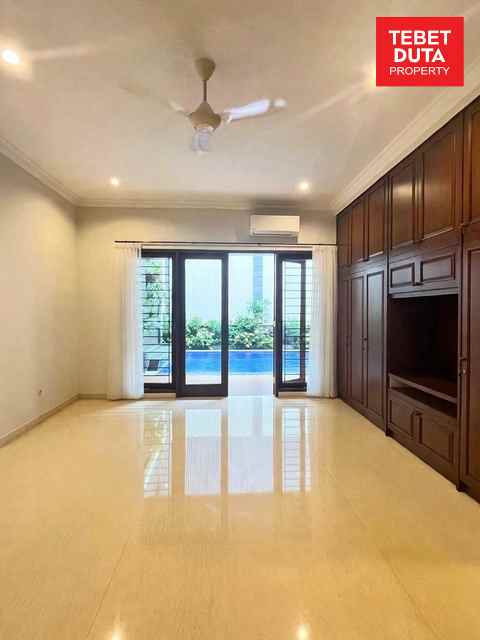 dijual rumah cilandak