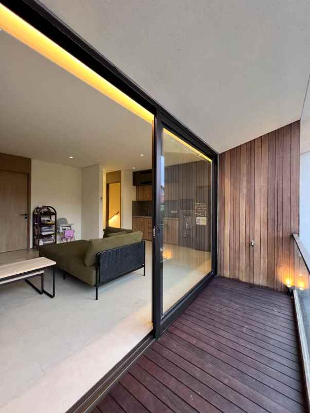 dijual rumah cinere estate depok