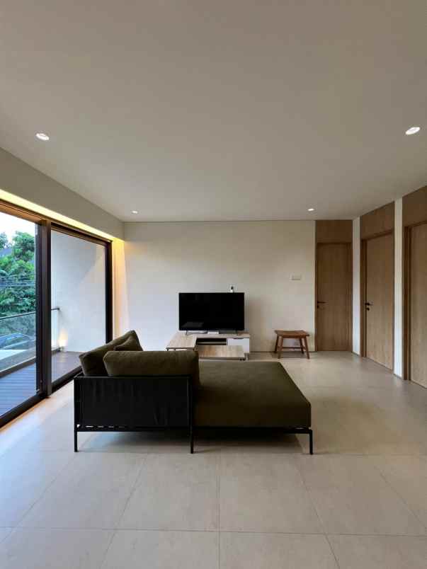 dijual rumah cinere estate depok